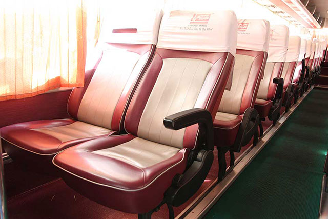 Phuong Trang bus with comfortable seats