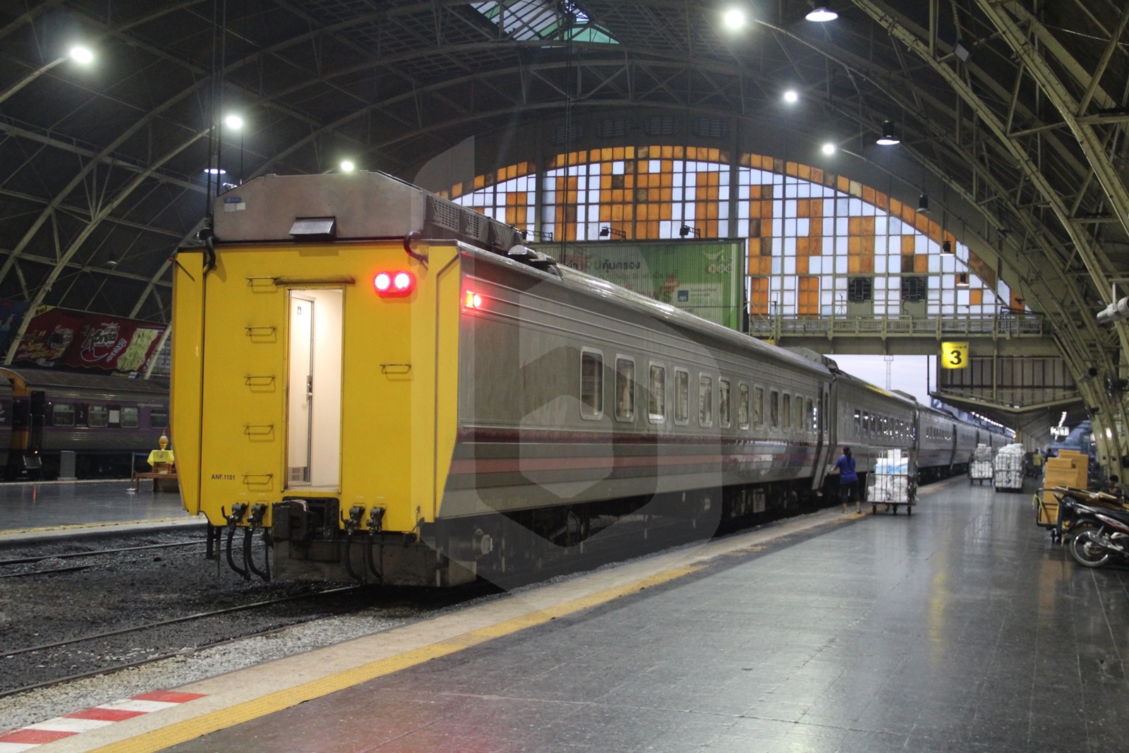 Bangkok to Nong Khai by train