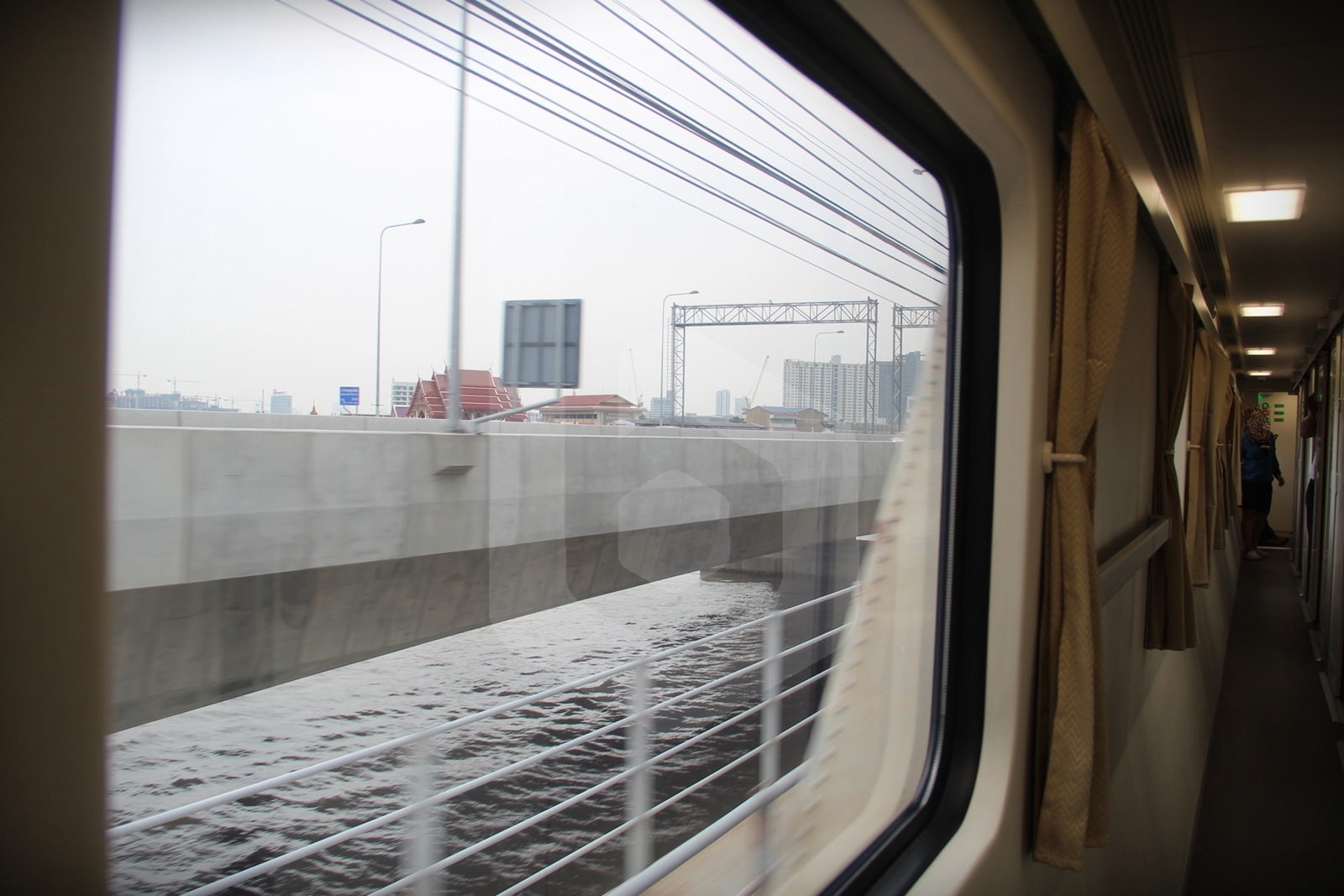 Bangkok to Hat Yai by train
