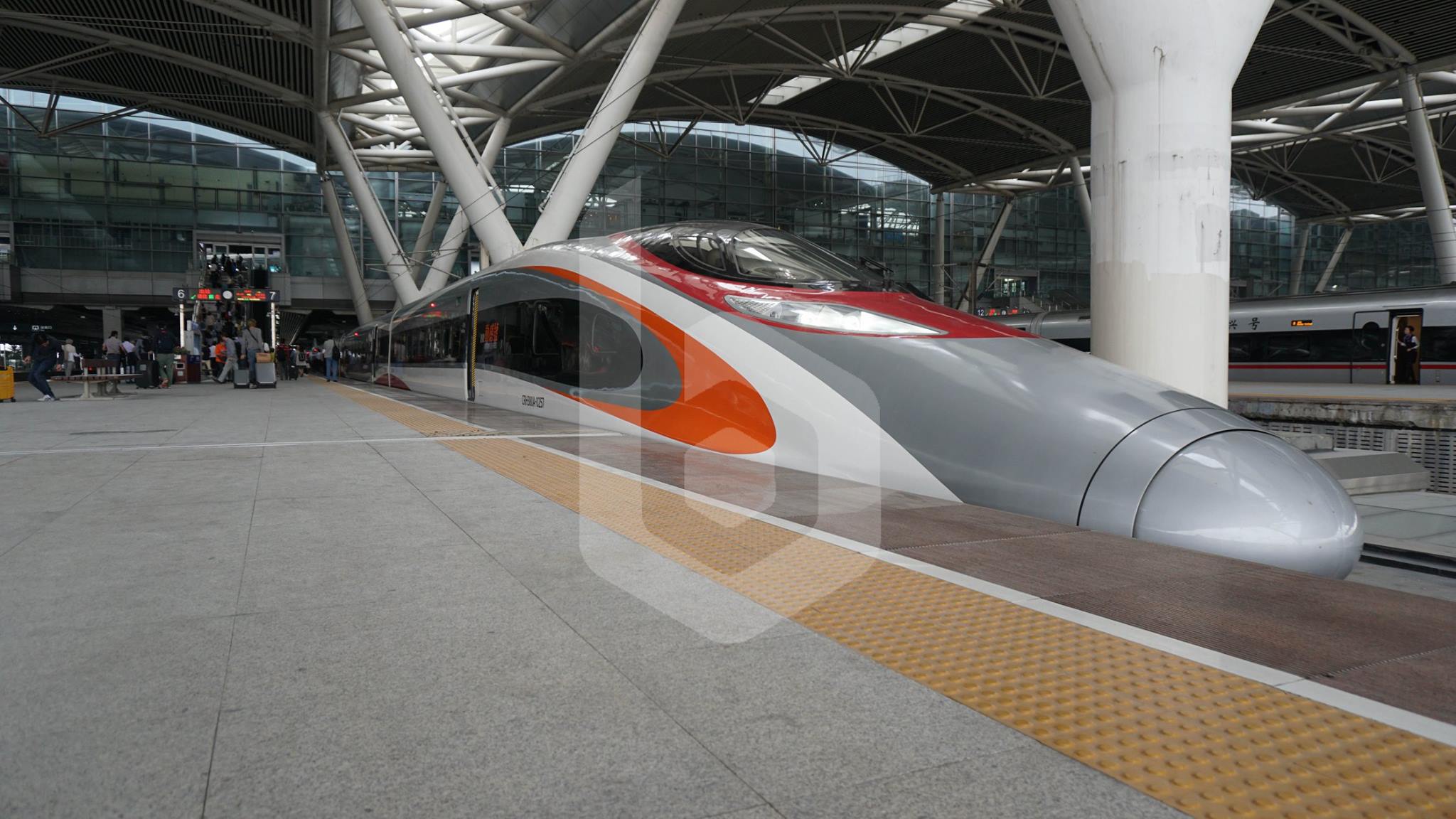 Hong Kong to Guangzhou by train
