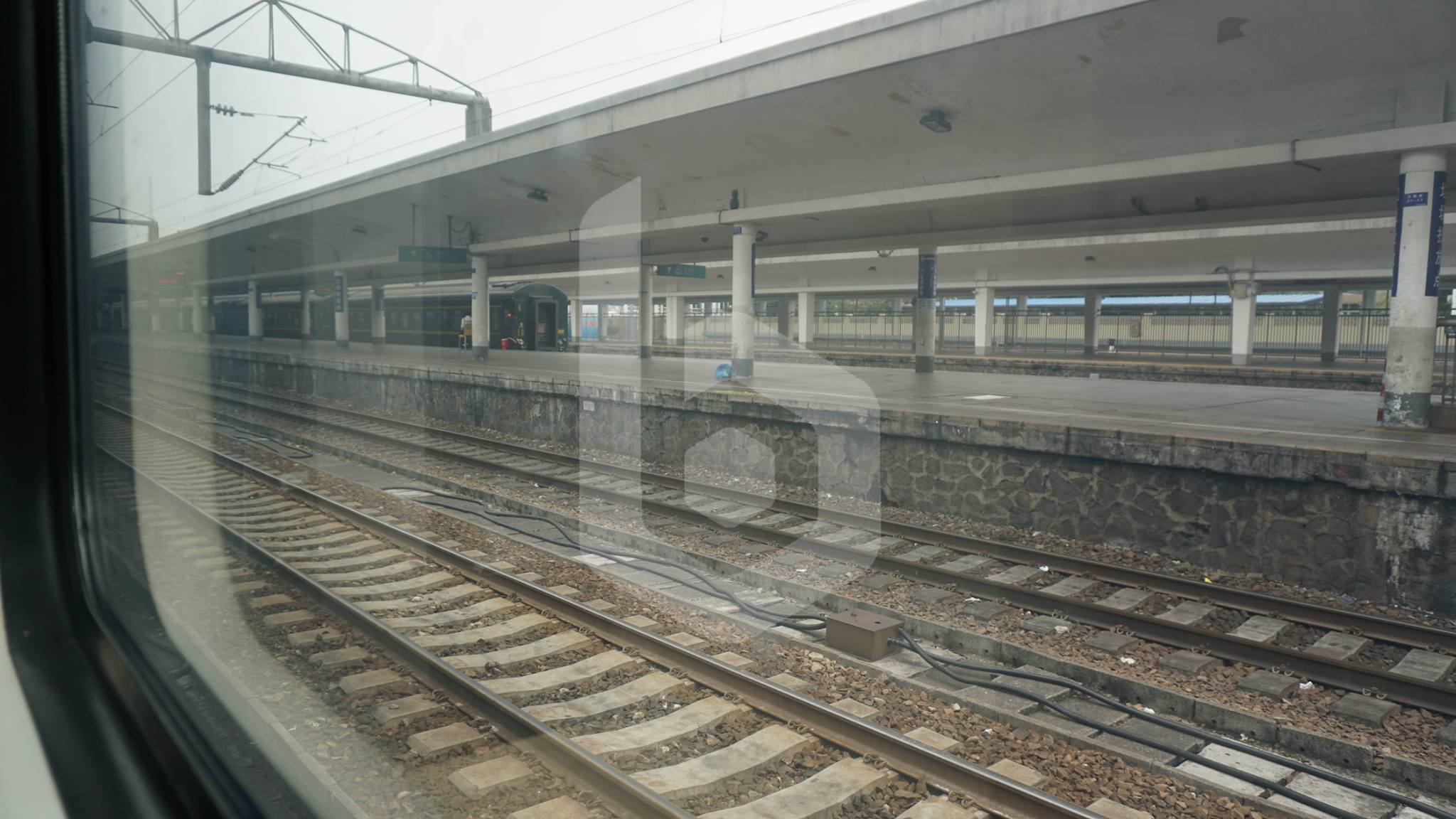 Guangzhou to Xi'an by train