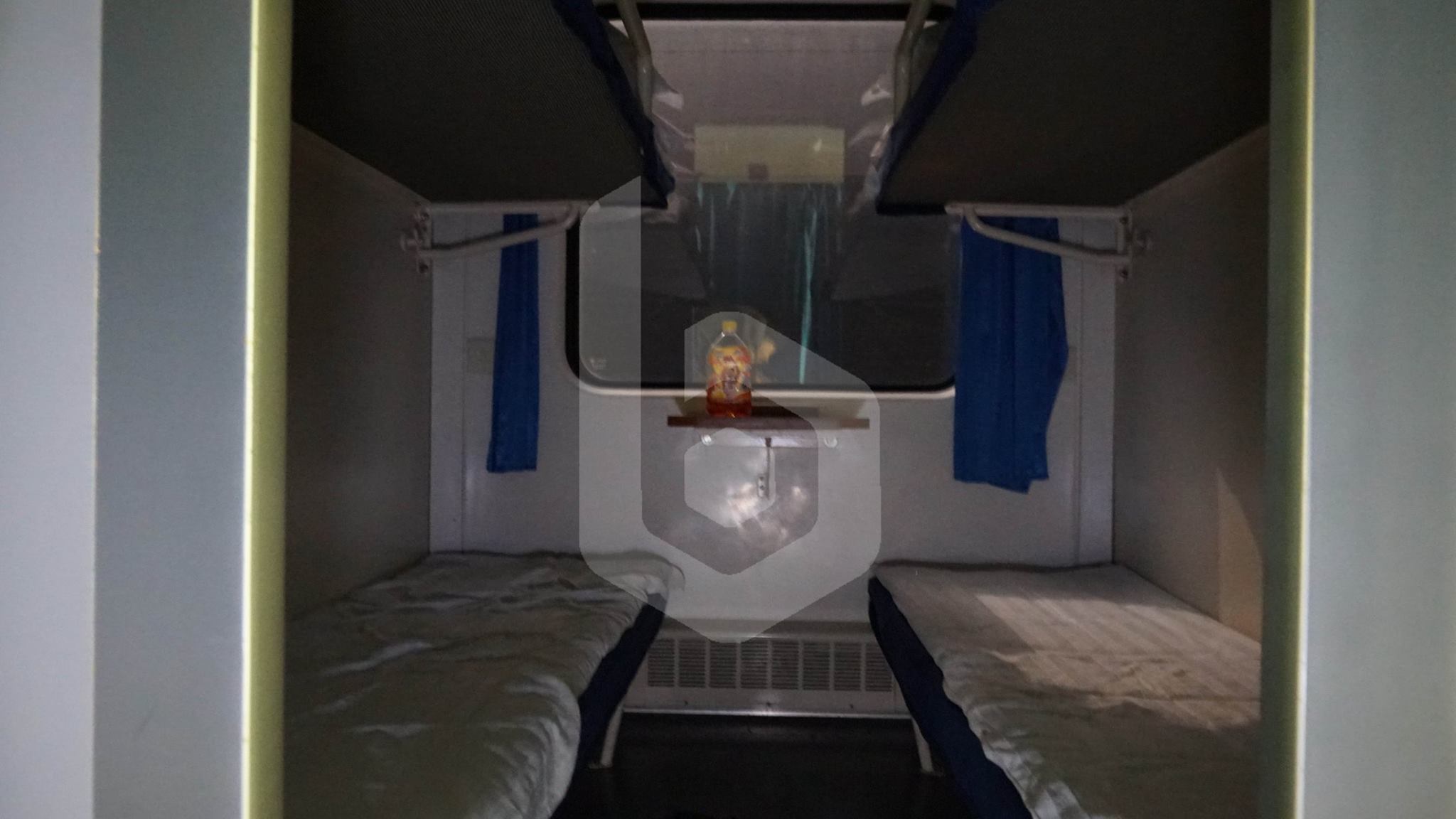 Guangzhou to Xi'an by train