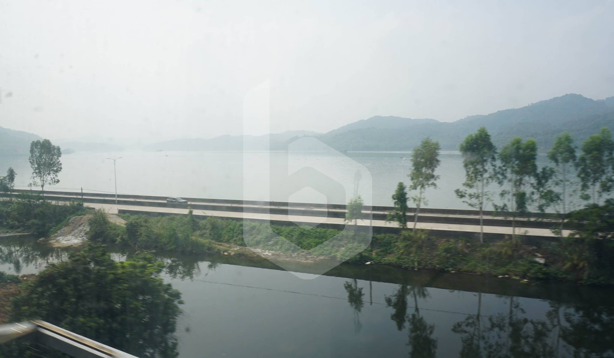 Guangzhou to Xi'an by train