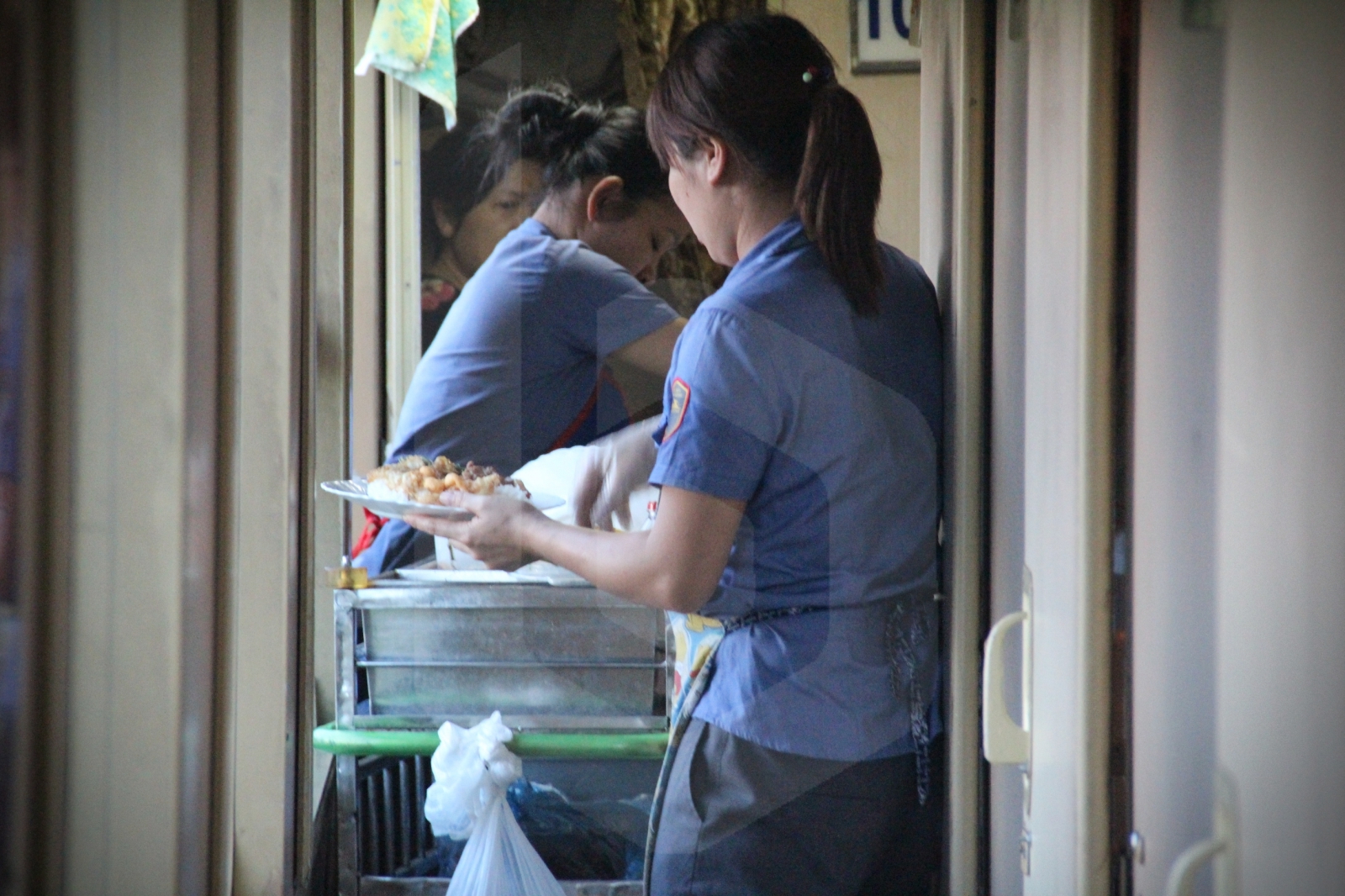 Hanoi to Saigon by train