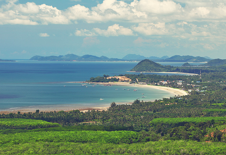 book your flights to Chumphon