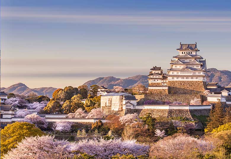 Book your train tickets to Himeji