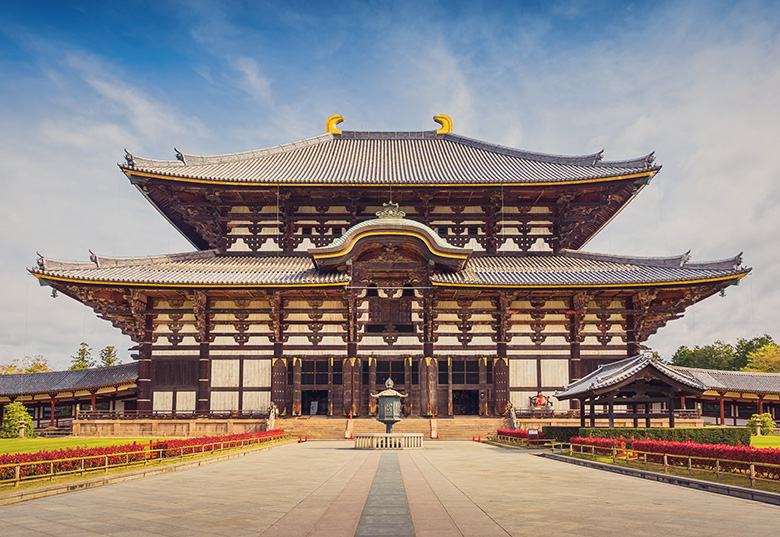 Book your train tickets to Nara