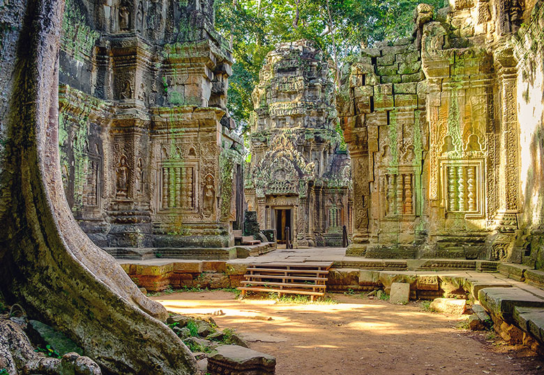 book your flights to Siem Reap