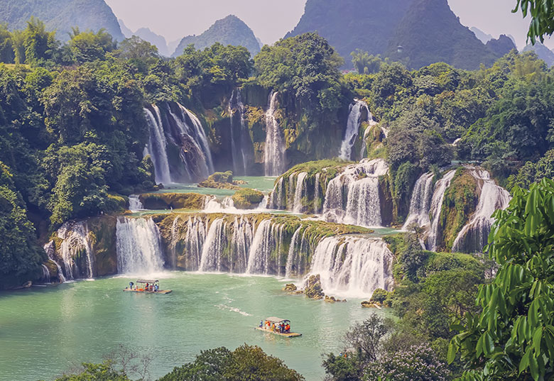 book your bus to Cao Bang