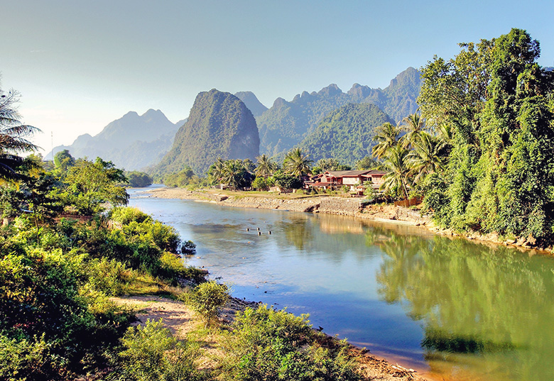 book your bus to Vang Vieng