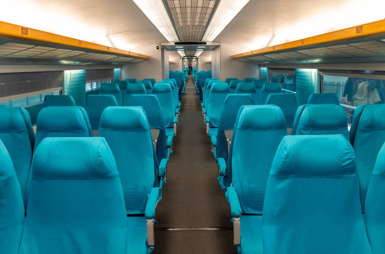 Book your train tickets in Shanghai