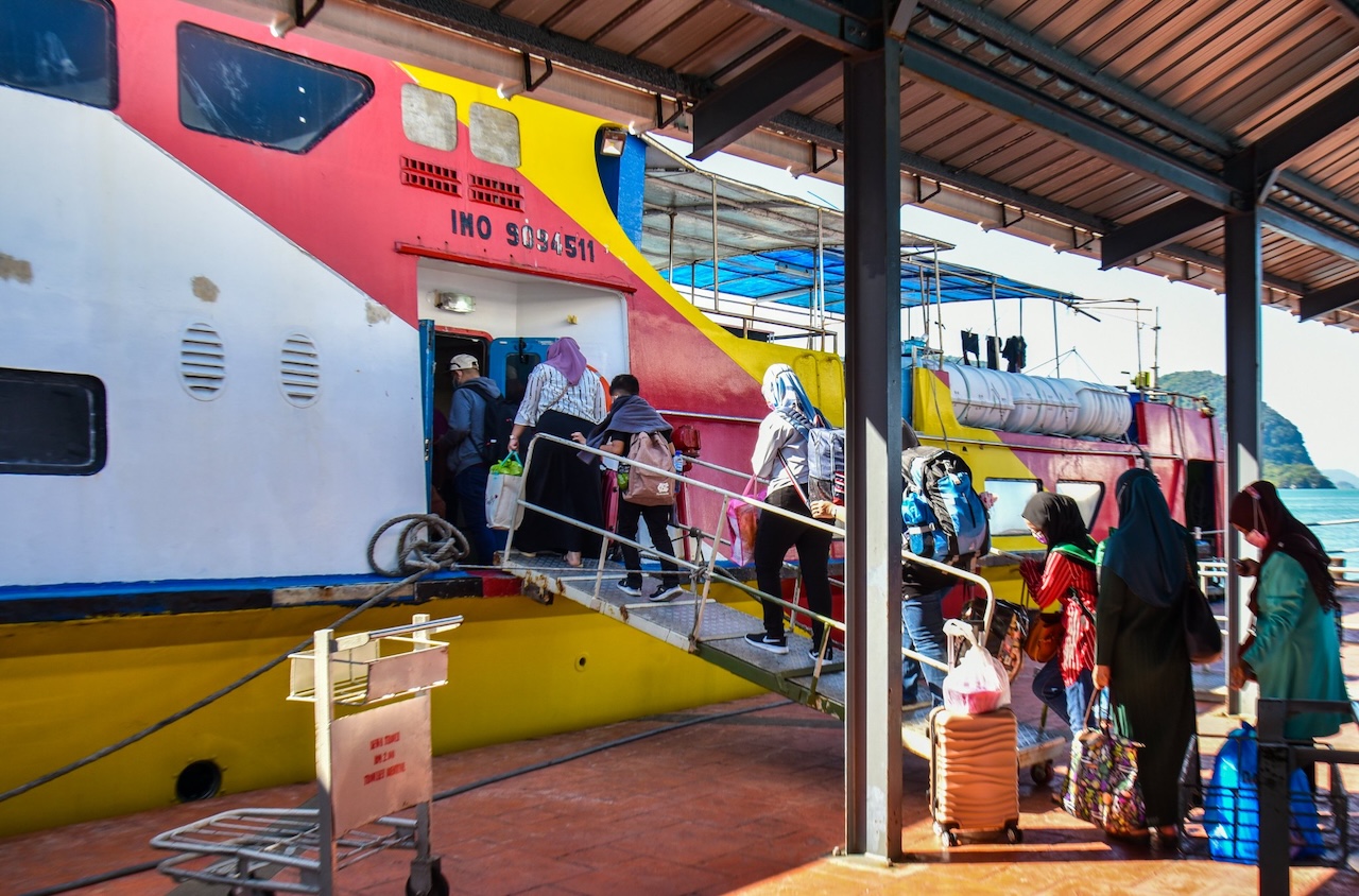 Reserva tu ferry en Malasia