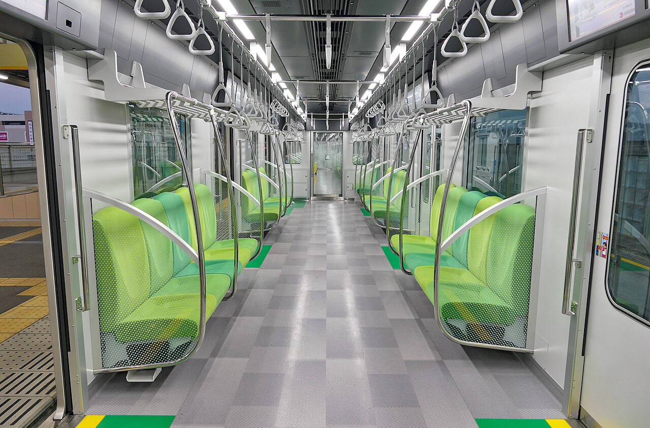 Đặt vé tàu điện ở Nhật