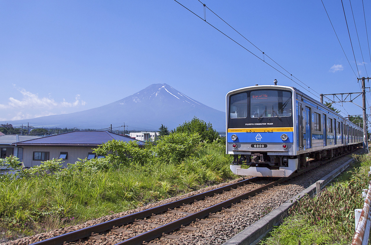 Book your train tickets in Japan
