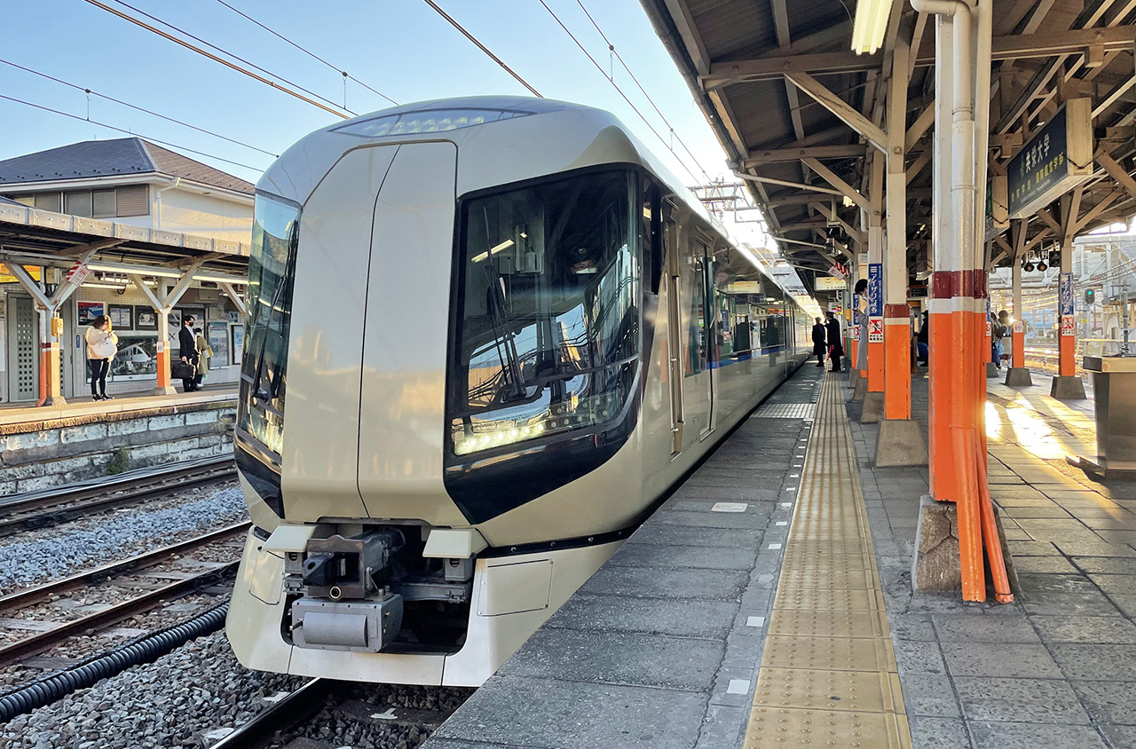 Đặt vé tàu điện ở Nhật