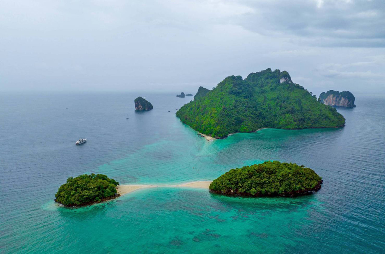 Book your boat tour in Thailand