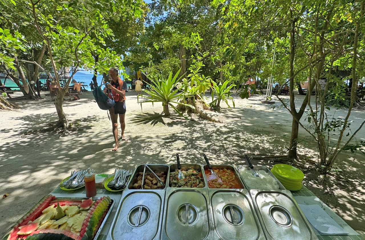 Book your boat tour in Thailand