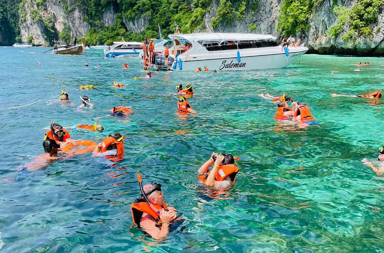 Book your boat tour in Thailand