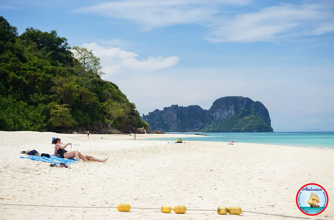 Book your boat tour in Thailand